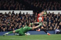 پیروزی خارج از خانه منچستریونایتد برابر اورتون با گلزنی آنتونی و رونالدو