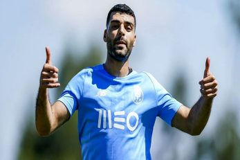 مهدی طارمی مقابل پورتیموننزه نمره متوسط گرفت