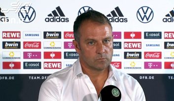 خوش و بش جالب هانسی فلیک و برانکو ایوانکوویچ در پایان دیدار آلمان و عمان