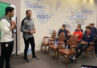 آنالیز نیکاراگوئه در جلسه فنی تیم ملی فوتبال ایران توسط دستیار کارلوس کی روش