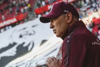 قربان بردیف قصد جدایی از تراکتور دارد و قصد دارد دوباره در روسیه مربیگری کند