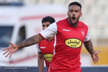 بازگشت یورگن لوکادیا به تهران برای شرکت در تمرینات پرسپولیس