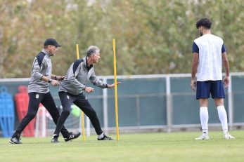 دست راست کارلوس کی روش ادای او را درمیآورد !