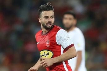 سروش رفیعی هافبک پرسپولیس به قهرمانی استقلال واکنش نشان داد