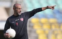 یحیی گل محمدی در انتظار منفی شدن تست کرونا ؛ استراحت سرمربی پرسپولیس منتفی شد ؟