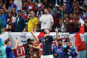 رسیدن اولیویه ژیرو به رکورد 51 گل ملی تیری آنری در فرانسه