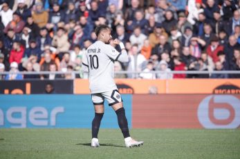 برتری دشوار پاری سن ژرمن در خانه لوریان با گلزنی نیمار