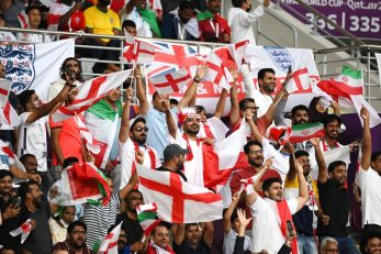 کنایه هواداران تیم ملی انگلیس به شعارهای آمریکایی ها در ورزشگاه البیت