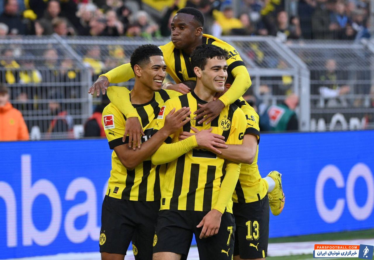 مصدومیت بازیکنان دورتموند و بوخوم بر اثر سُر خوردن کادر پزشکی