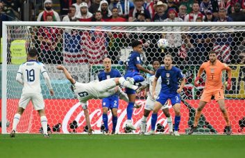 تساوی بدون گل تیم ملی انگلیس و آمریکا در دیدار دوم گروه B