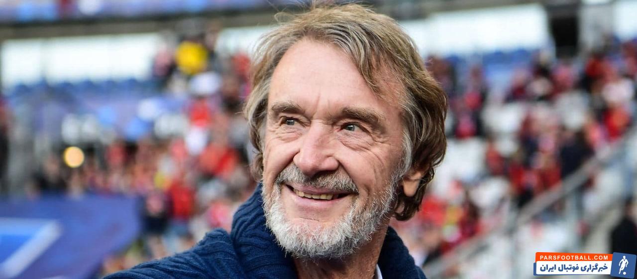 اولین مشتری منچستریونایتد ؛ یک هوادار دو آتیشه یونایتد!