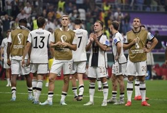 مانوئل نویر رکورددار بیشترین تعداد بازی در تاریخ جام جهانی به عنوان یک دروازه بان شد