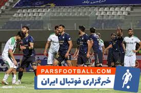 لغو دیدار آلومینیوم اراک و گل گهر سیرجان به دلیل بارش شدید برف در اراک