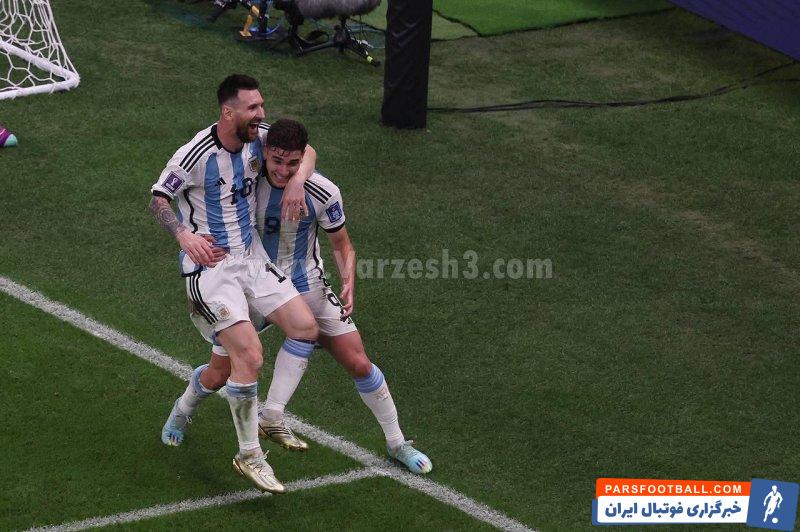 جولین آلوارز یک ماه در آکادمی رئال مادرید در سال 2011