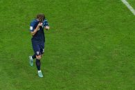 دلداری سرخیو آگوئرو به لوکا مودریچ در پایان دیدار آرژانتین و کرواسی