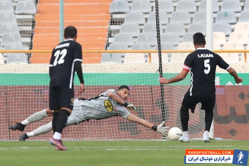 بدشانسی احمد گوهری در مهار پنالتی بازیکنان ون پارس