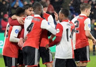 فاینورد در حضور ستاره ایرانی مقابل حریفش به برتری رسید