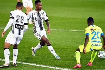 شارلوا در حضور ستاره ایرانی خود مقابل حریفش به تساوی رسید