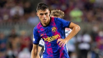 پدری ؛ رسیدن پدری به رکورد 100 بازی برای بارسلونا