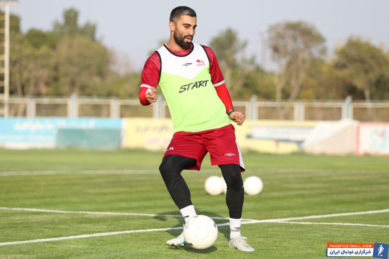 پاکو خمس منتظر روشن شدن تکلیف کاوه رضایی در تراکتور