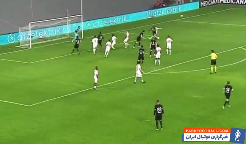 تعویض اجباری محمد نادری در دیدار آلتای و پندیک به دلیل مصدومیت شدید