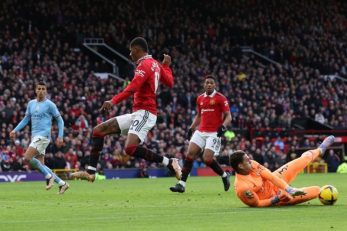 بررسی صحت گل جنجالی منچستریونایتد به منچسترسیتی توسط برونو فرناندز