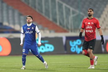 نمایش قابل قبول محمدحسین زواری در ترکیب استقلال در دیدار با تراکتور