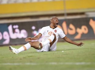 گلزنی لوسیانو پریرا برای مس رفسنجان برابر ذوب آهن در حضور فرزندش