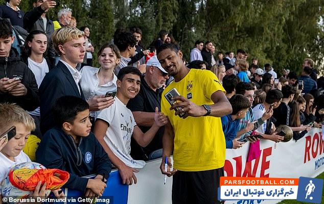 هت تریک سباستین هالر برای دورتموند در دیدار با بازل پس از بازگشت به میادین