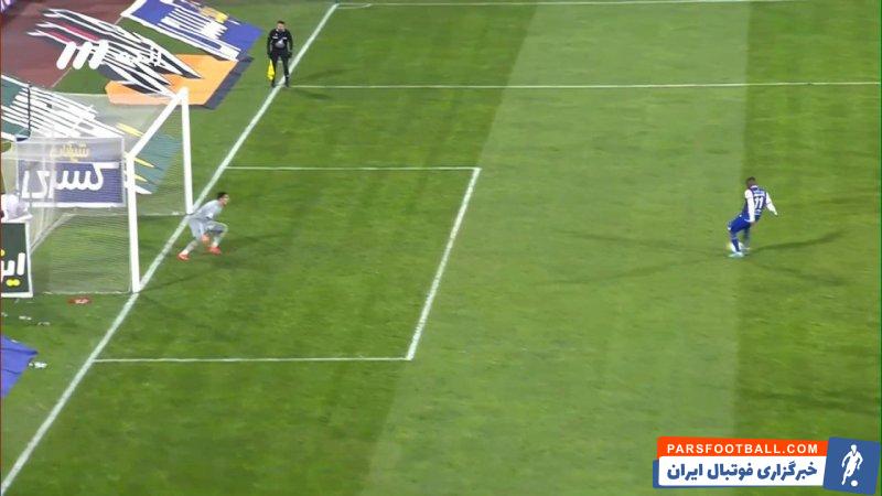 استقلال و تراکتور