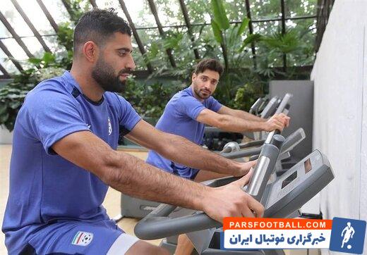 کنعانی زادگان و فروش پیراهن تیم ملی برای کمک به زلزله زدگان خوی