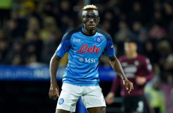 ناپولی ؛ پرش ۲۵۸ سانتی متری اوسیمن