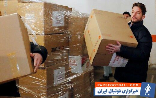 مرتنز ؛ دریس مرتنز و همسرش در حال تدارک برای کمک به زلزله زدگان