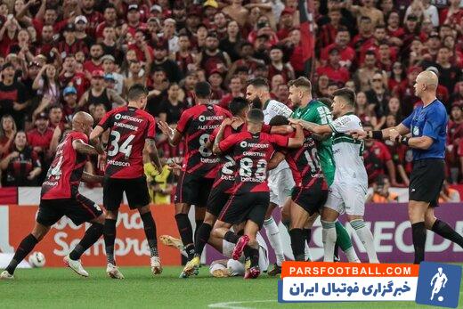 برزیل ؛ اخراج هشت نفر در دیدار کوریتیبا و اتلتیکو پارانانئنزه