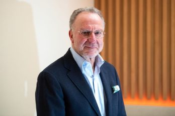 بایرن مونیخ ؛ رومنیگه : هیچ تیمی نمی‌تواند قهرمانی چمپیونزلیگ را با پول بخرد