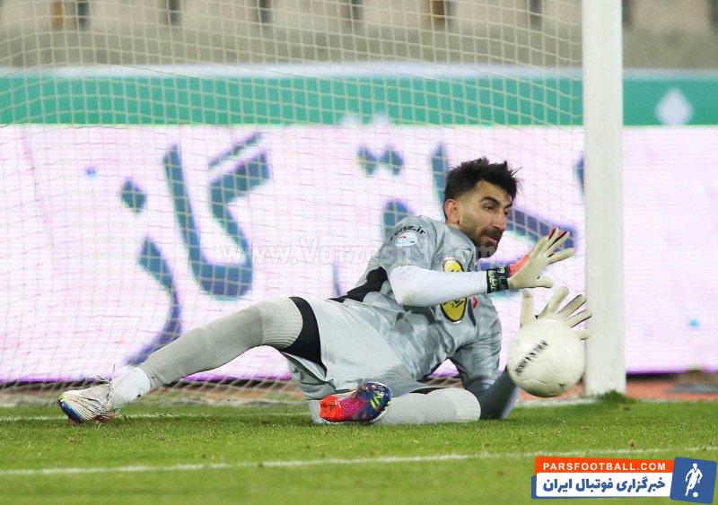 اخراج علیرضا بیرانوند در دیدار پرسپولیس و آلومینیوم به دلیل خطای خشن