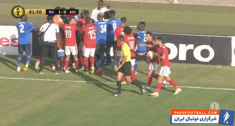 الاهلی ؛ درگیری محمد الشناوی با با پزشک تیم حریف