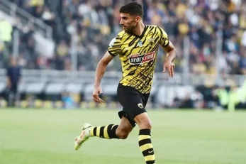 میلاد محمدی به تمرینات تیم فوتبال آ اک آتن بازگشت