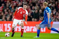 کریستنسن ؛ مصدومیت کریستنسن در دیدار دانمارک و فنلاند