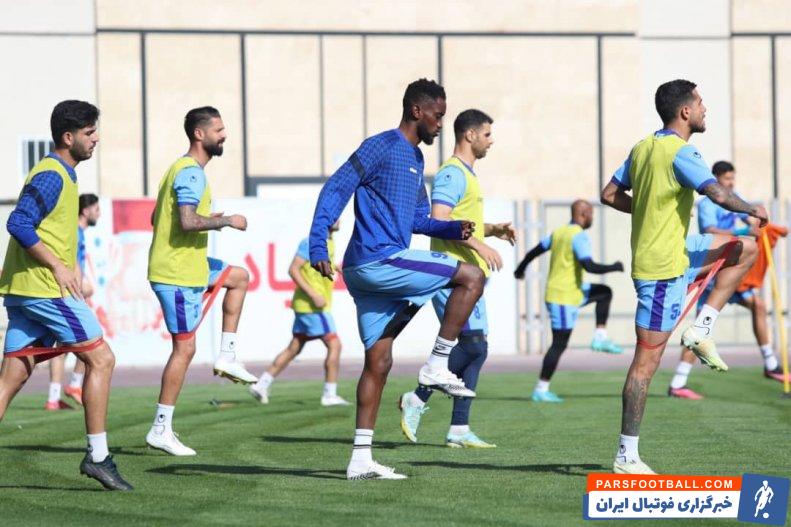 تمرینات پرفشار تیم گل گهر برای دیدار خانگی برابر نفت مسجدسلیمان