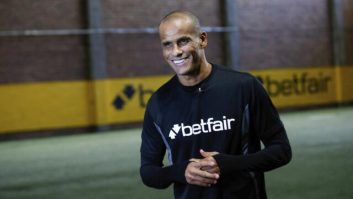 فیرمینو ؛ ریوالدو : به نظرم فیرمینو در بارسلونا نیمکت نشین خواهد شد