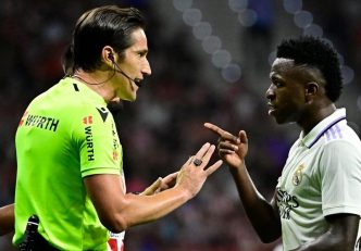 اسپانیا ؛ جلسه برای ارزیابی اعتصاب احتمالی داوران لالیگایی