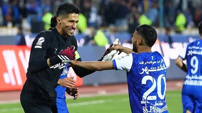 استقلال ؛ سید حسین حسینی شاید دیگر پنالتی نزند