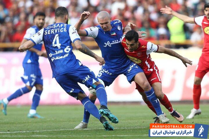 وحید قلیچ پیشکسوت پرسپولیس در تمرینات استقلال حضور پیدا کرد