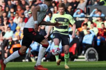 دی بروینه ؛ 100 امین پاس گل دی بروینه در لیگ برتر پس از 237 مسابقه