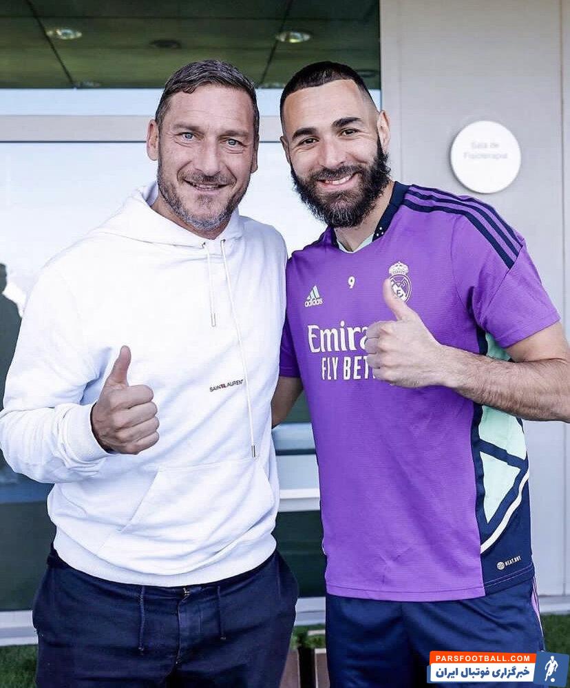 توتی ؛ تصویر یادگاری کریم بنزما با توتی در تمرین رئال مادرید