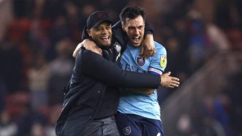 کمپانی ؛ صعود برنلی به لیگ جزیره با هدایت کمپانی