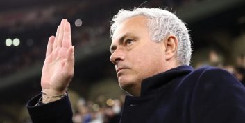 پاری سن ژرمن ؛ مورینیو : من اصلا با آنها (پاری سن ژرمن)حرف نزدم