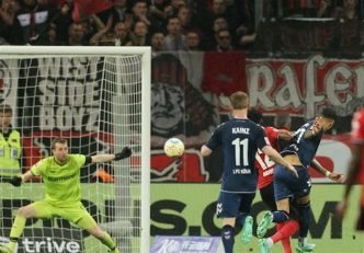 بایرلورکوزن در حضور ستاره ایرانی مقابل حریفش شکست خورد