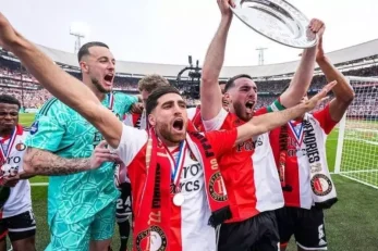 فاینورد هدیه‌ ای خاص به بازیکنان و کادر فنی این تیم اهدا کرد